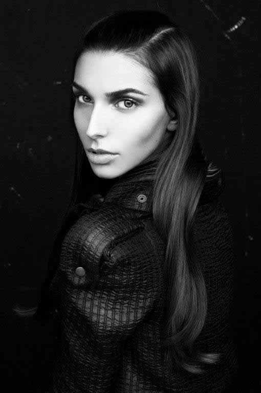 SIMONA, model in Milan — picture 1