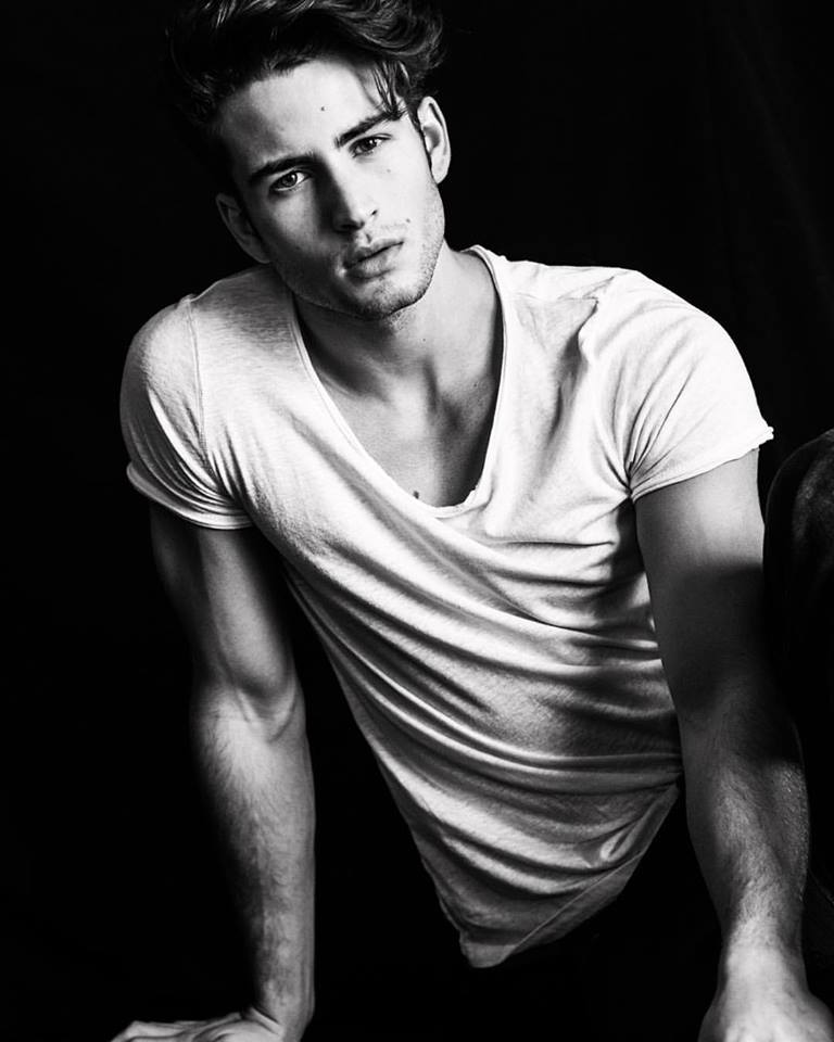 Valentin, model in Paris — picture 2