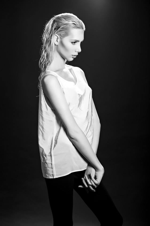 Lauren , model in Milan — picture 9
