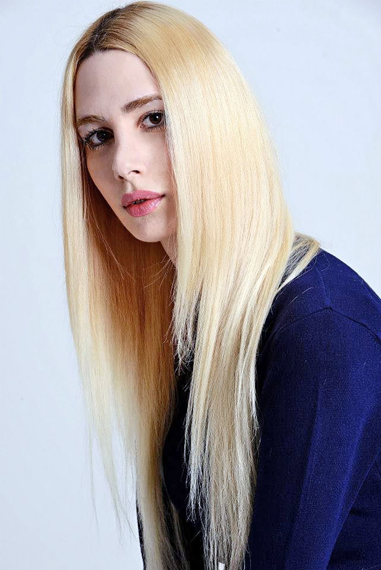 Lauren , model in Milan — picture 1