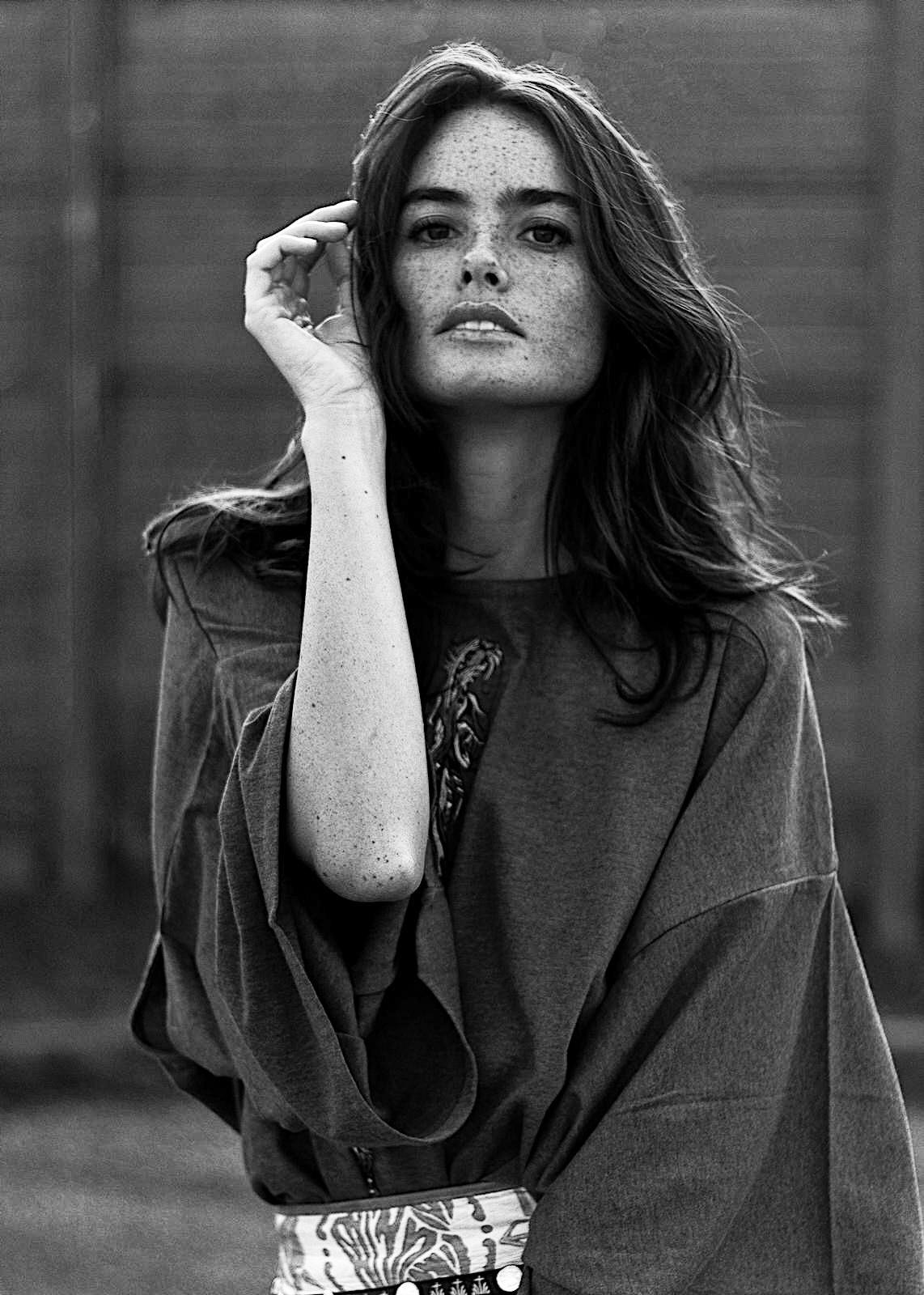 MARTINA, model in Milan — picture 25