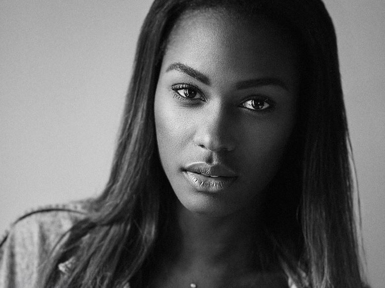 Cindy, model in Paris — picture 7