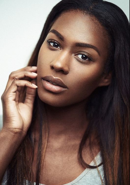 Cindy, model in Paris — picture 8