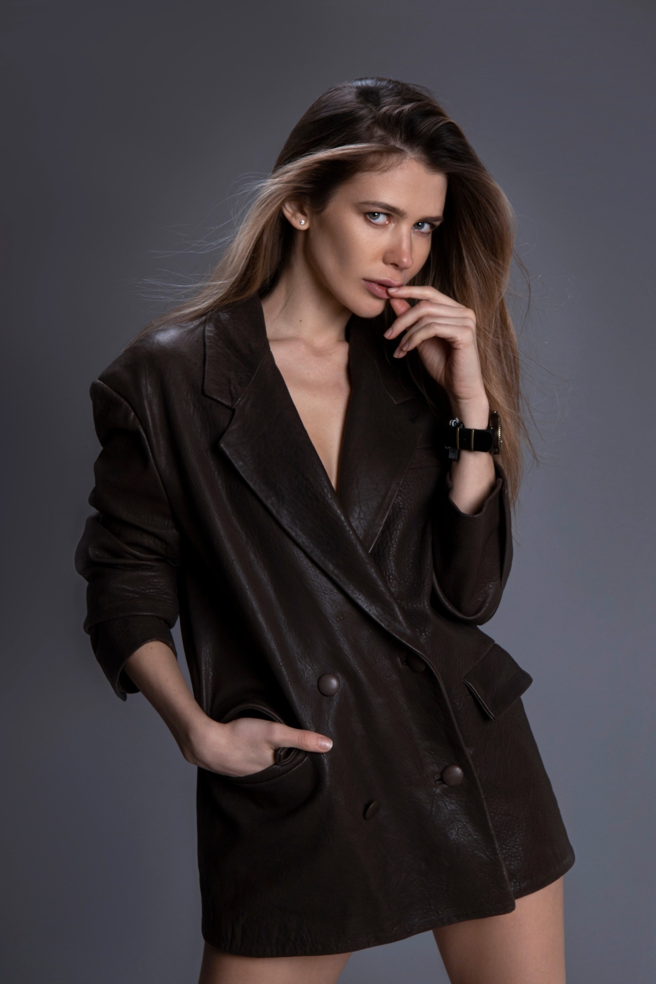 Karina, model in Milan — picture 2