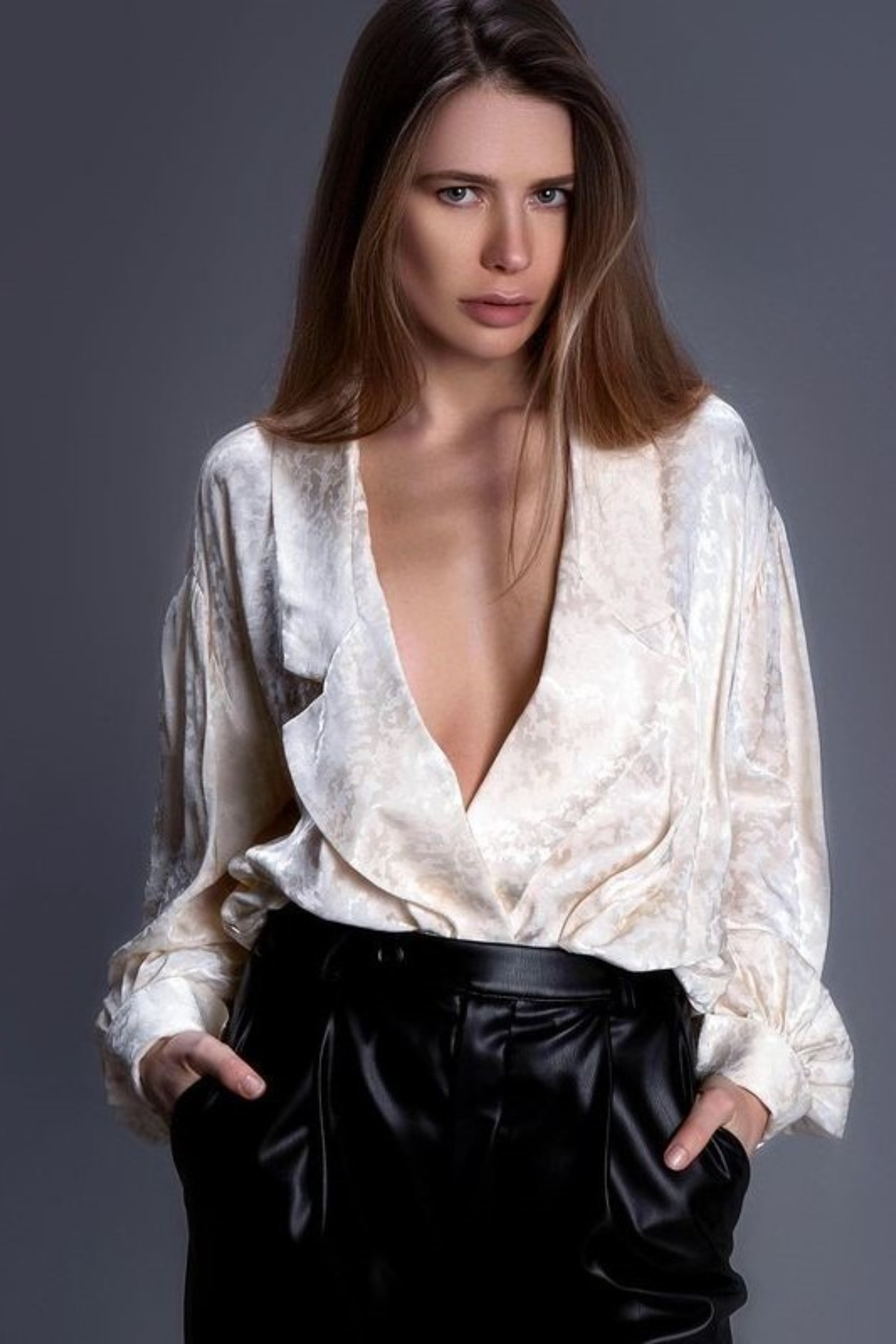 Karina, model in Milan — picture 52