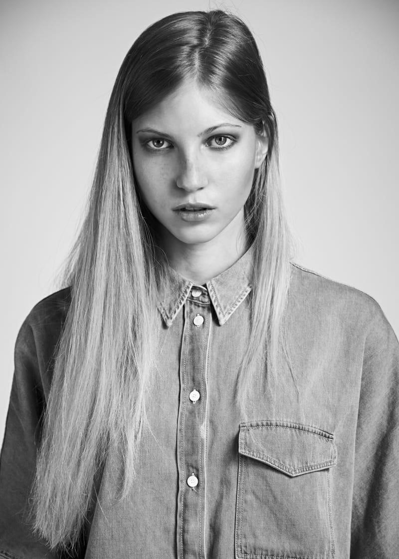 BEATRICE, model in Milan — picture 12
