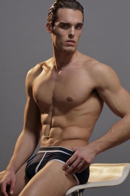 Antoine, model in Milan — picture 11