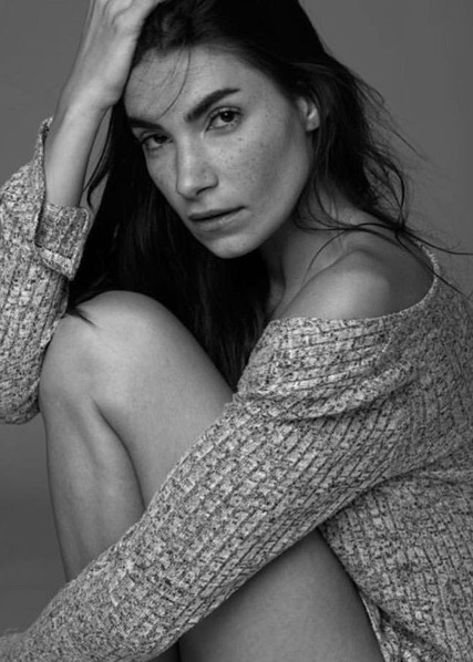 Camilla, model in Milan — picture 12
