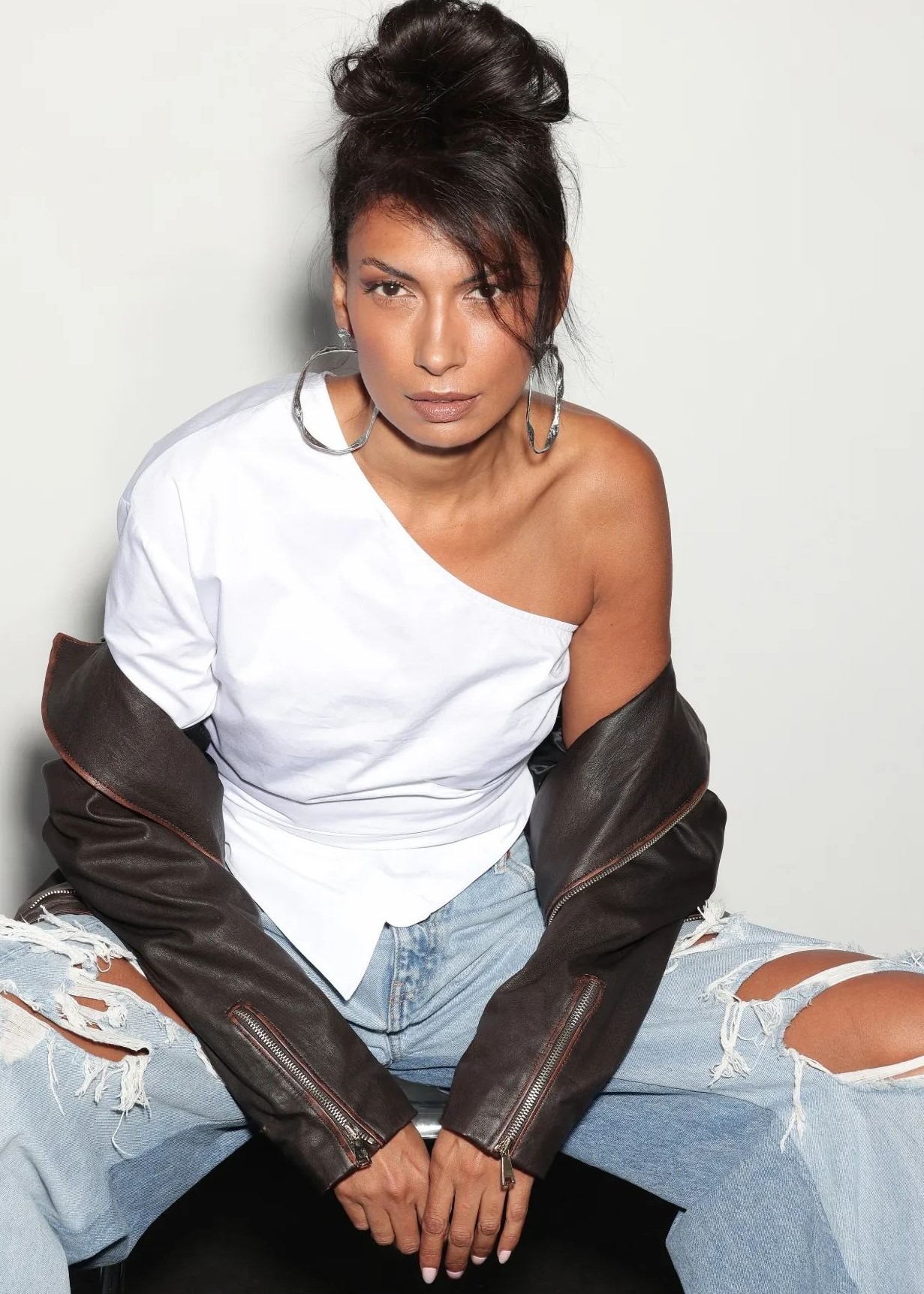 Sarah, model in Paris — picture 11