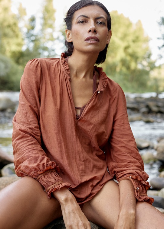 Sarah, model in Paris — picture 12