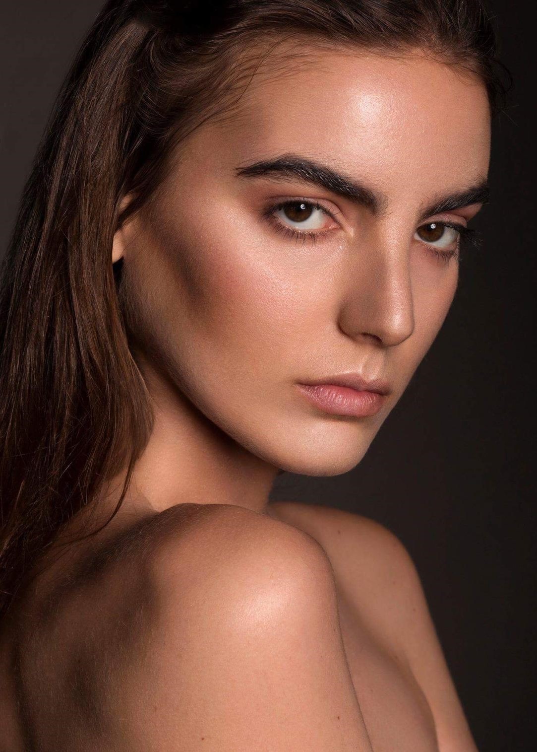 NICOLE, model in Milan — picture 1