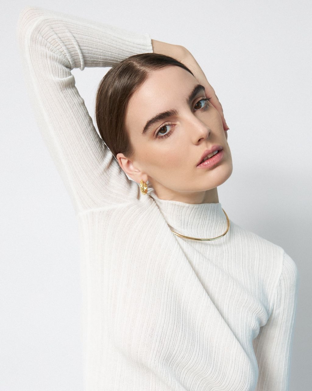 NICOLE, model in Milan — picture 12