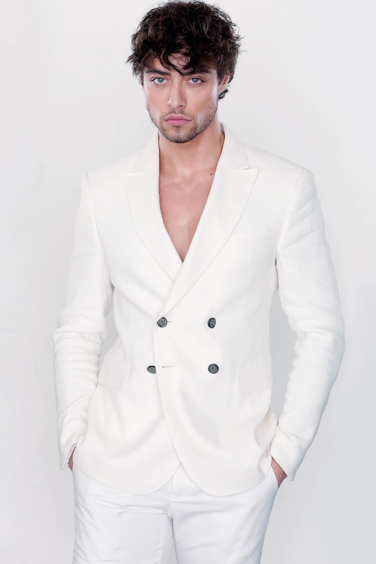 Matteo, model in Milan — picture 12