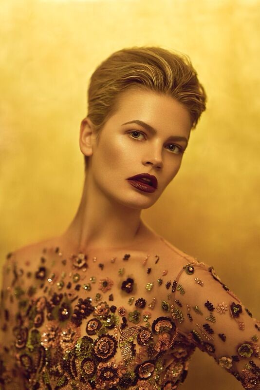 Clemence, model in Paris — picture 9