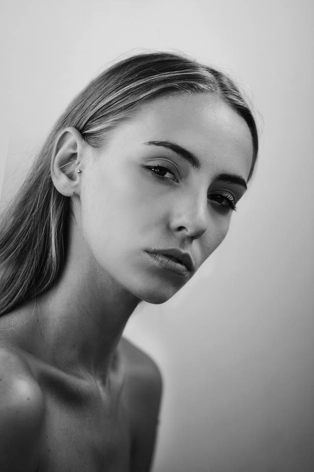 JOVANA, model in Milan — picture 2