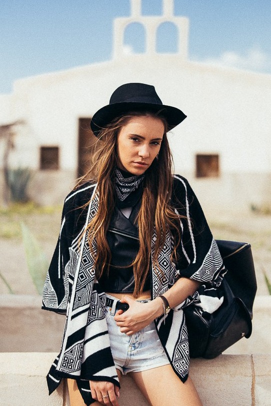 JOVANA, model in Milan — picture 4