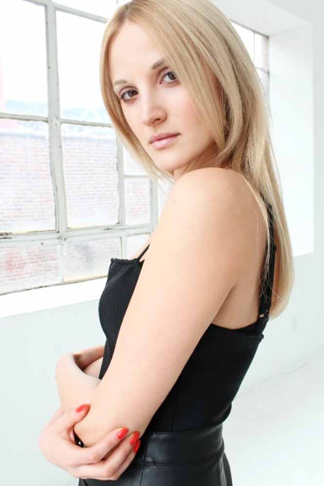 Alina, model in New York — picture 8