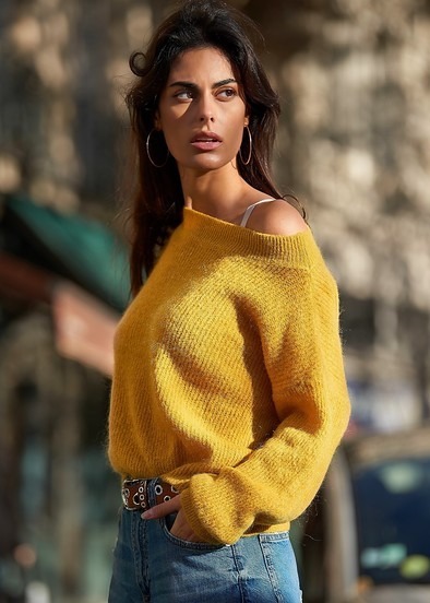 Ophélie, model in Paris — picture 10