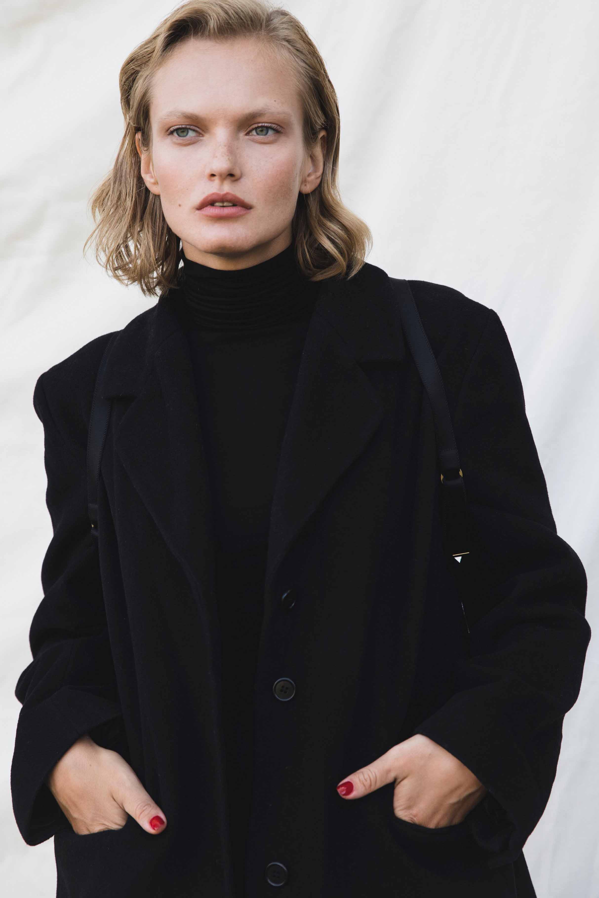 Iryna, model in Paris — picture 11