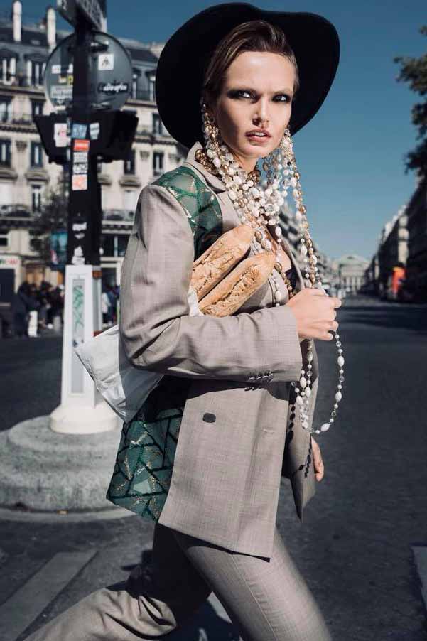 Iryna, model in Paris — picture 12