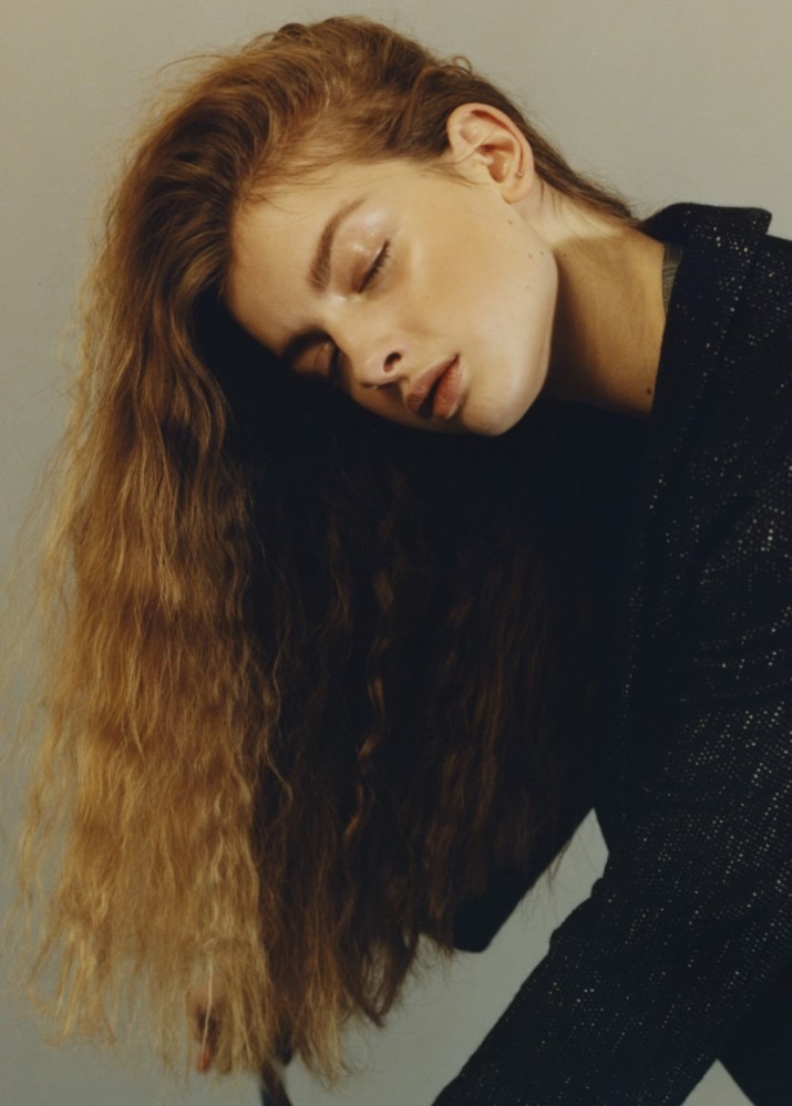 Mathilde, model in Paris — picture 18