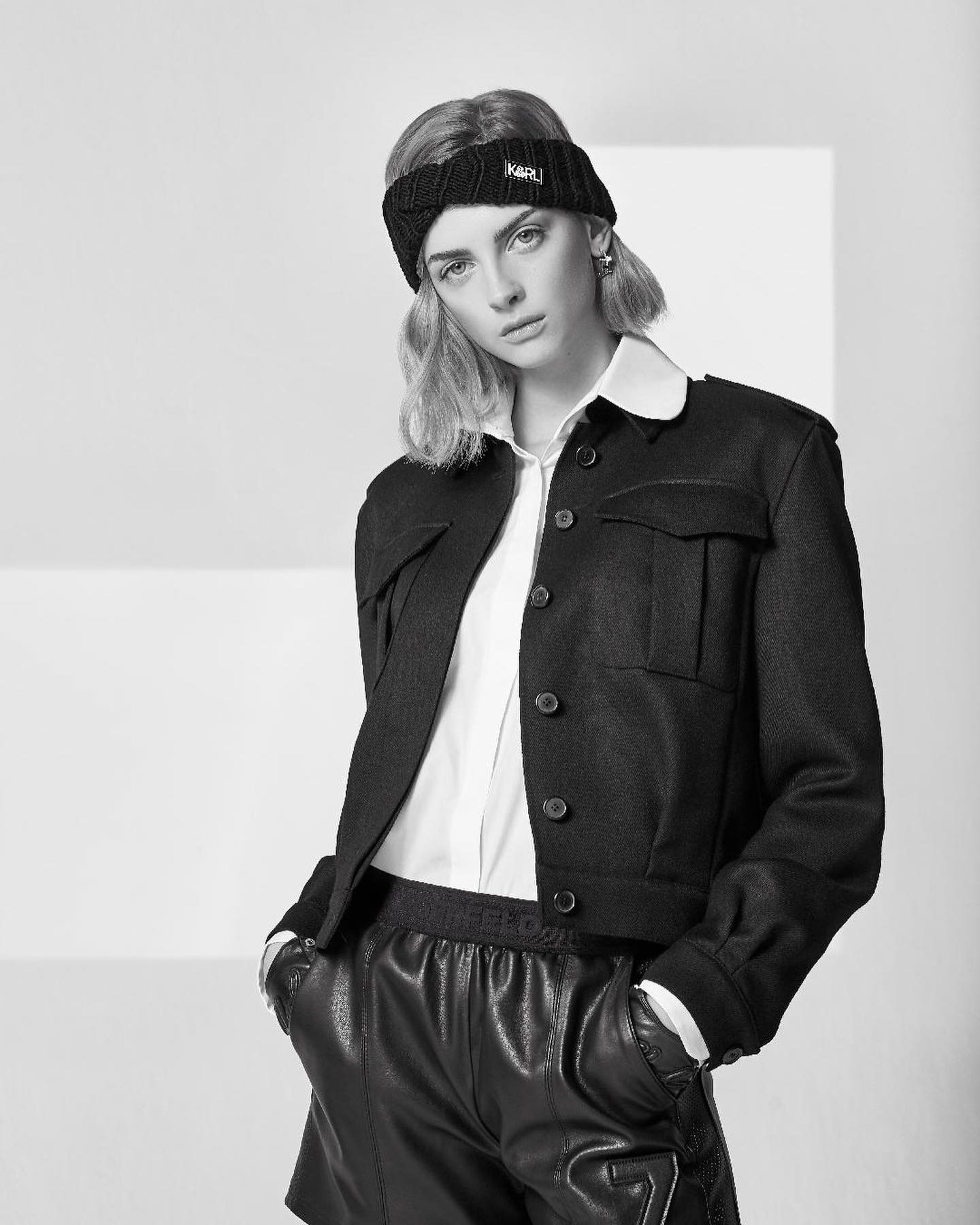 Mathilde, model in Paris — picture 24