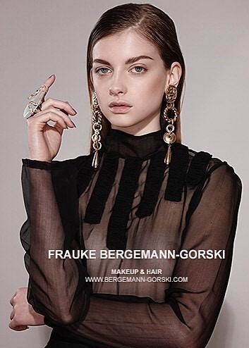 Mathilde, model in Paris — picture 28