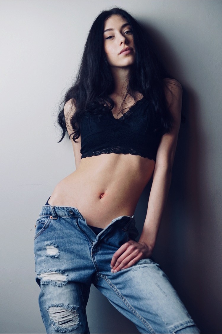 ASIA, model in Milan — picture 4