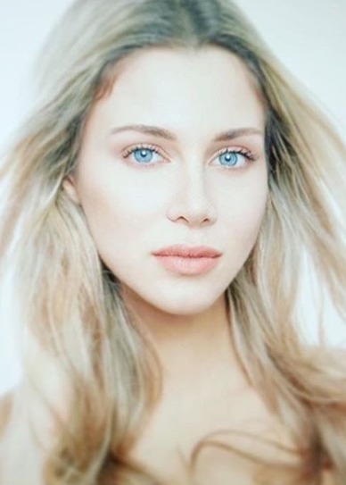 Sara, model in Milan — picture 11