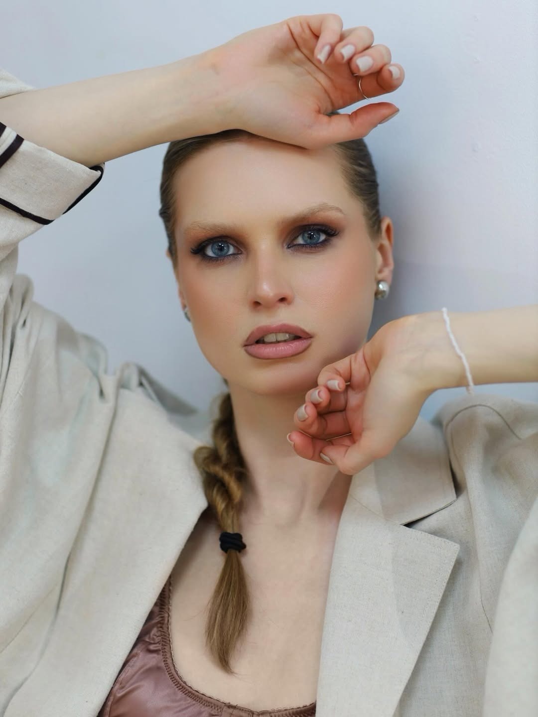 Agnieszka, model in Paris — picture 27