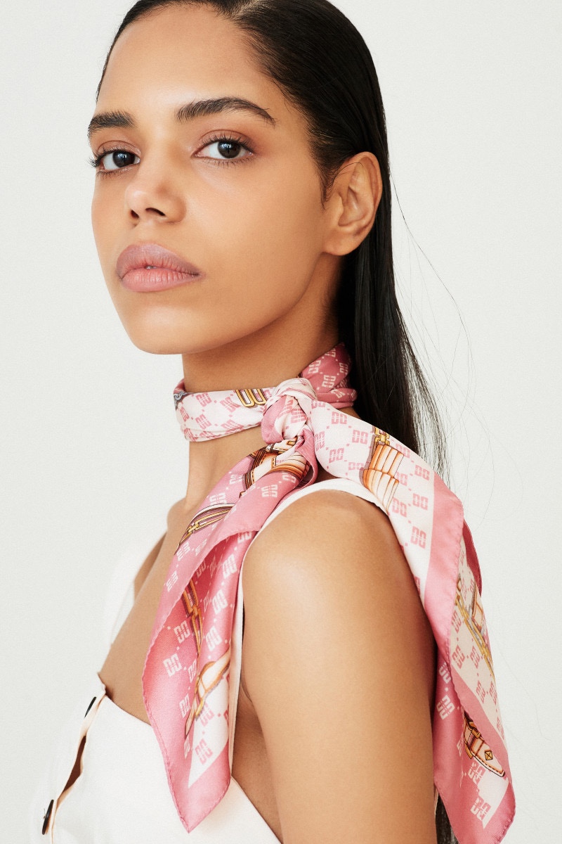 hema, model in Paris — picture 9