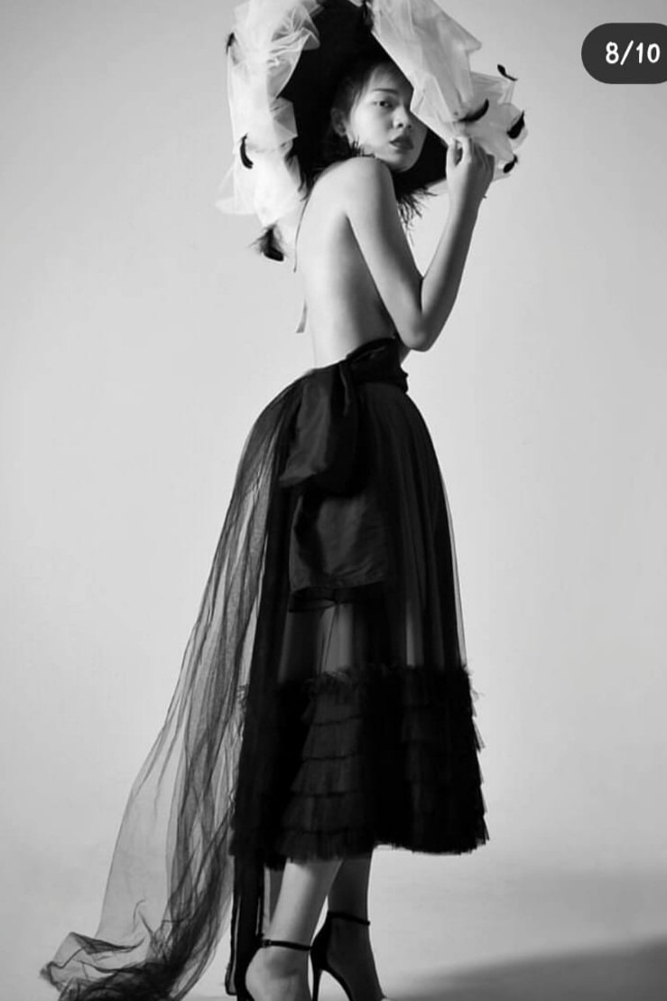 Siqi, model in Milan — picture 6