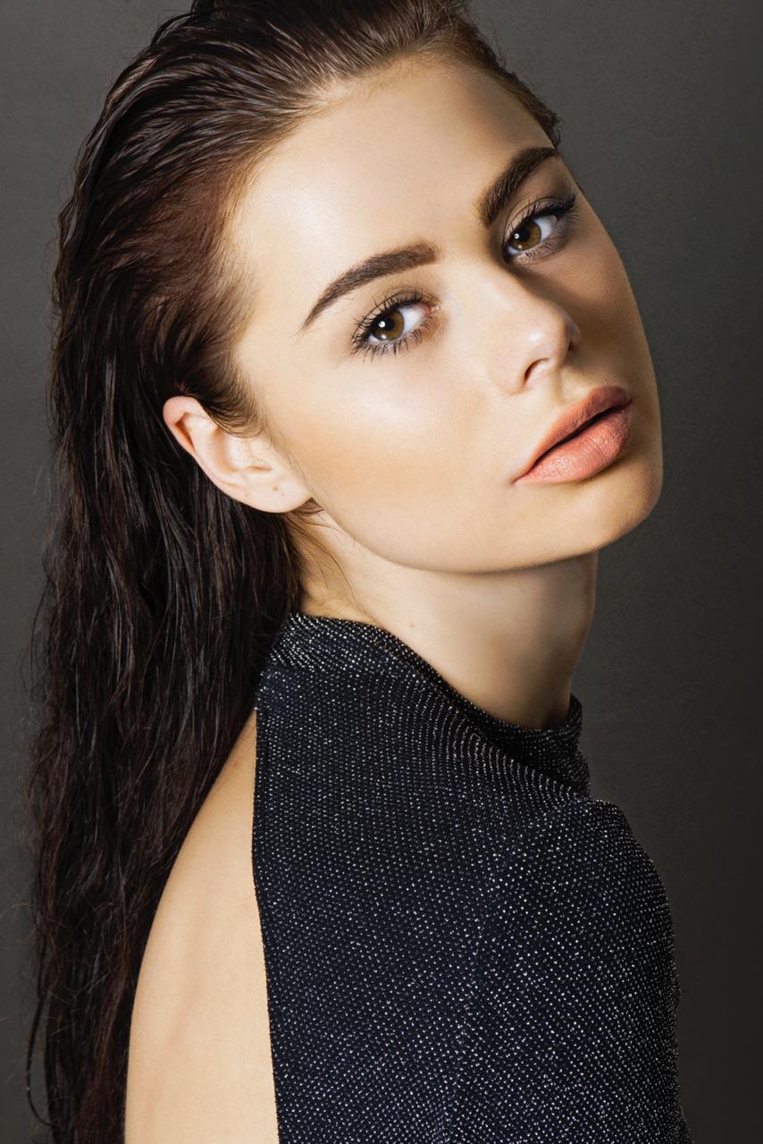 Katerina, model in Paris — picture 18