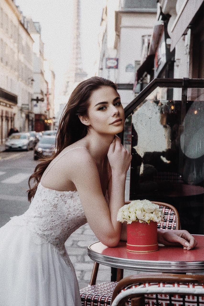 Katerina, model in Paris — picture 3