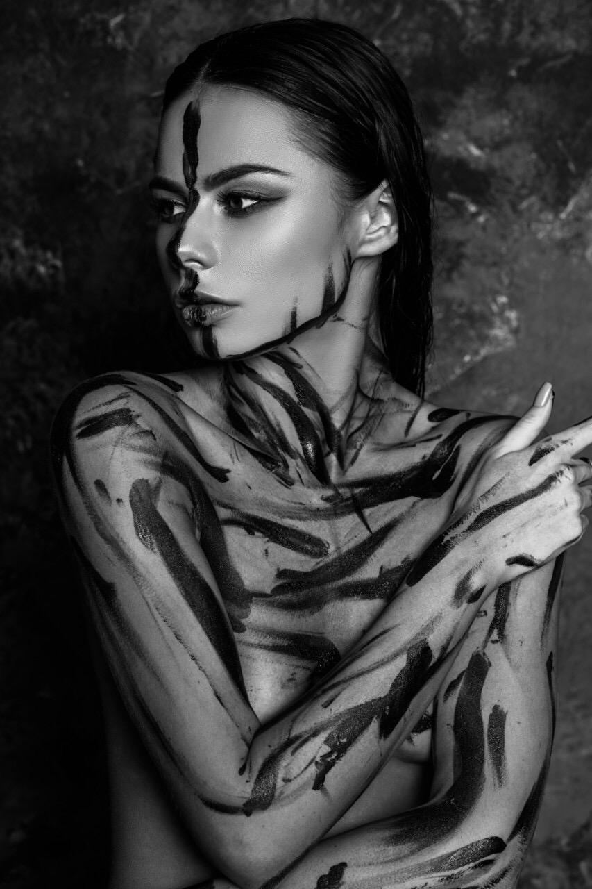 Katerina, model in Paris — picture 5