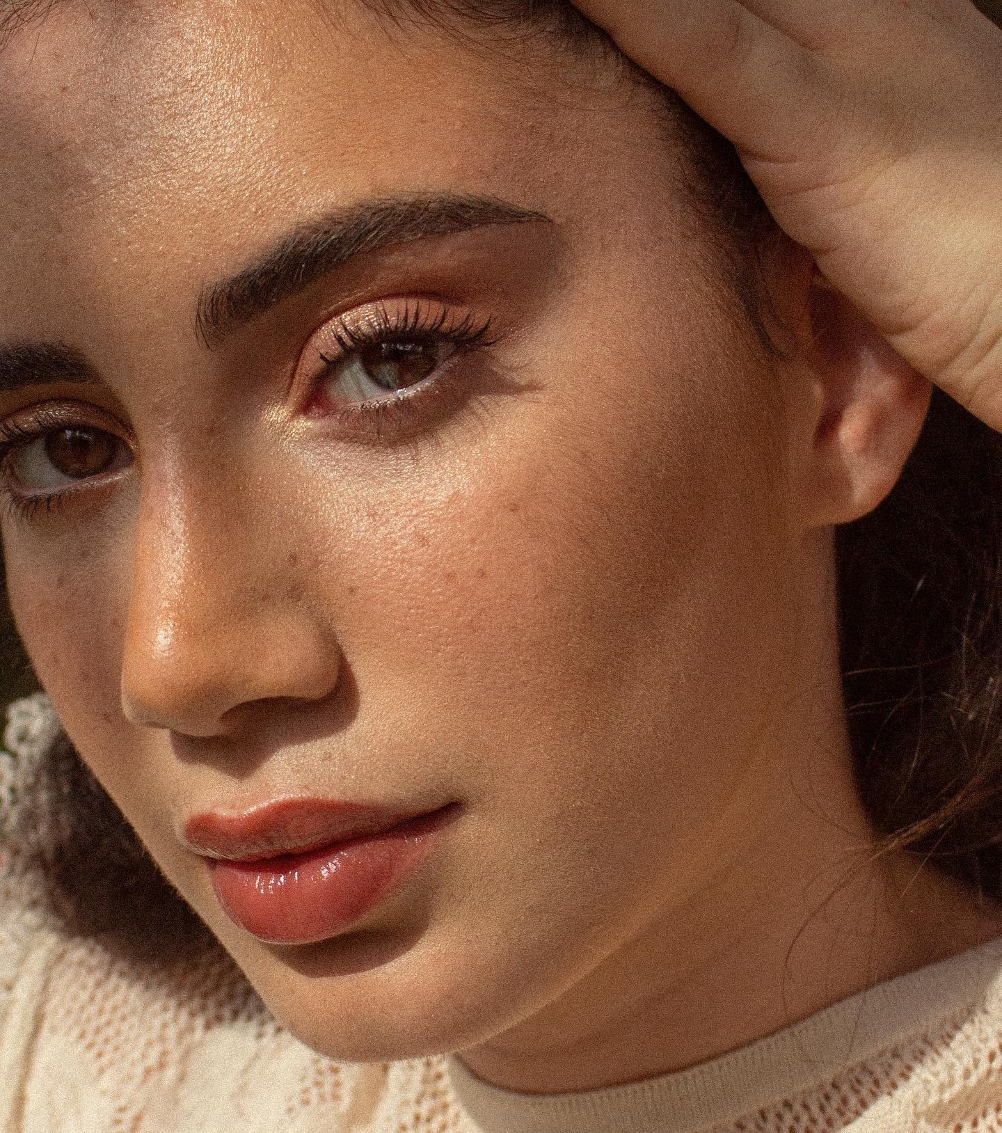 Yasmine, model in Paris — picture 12