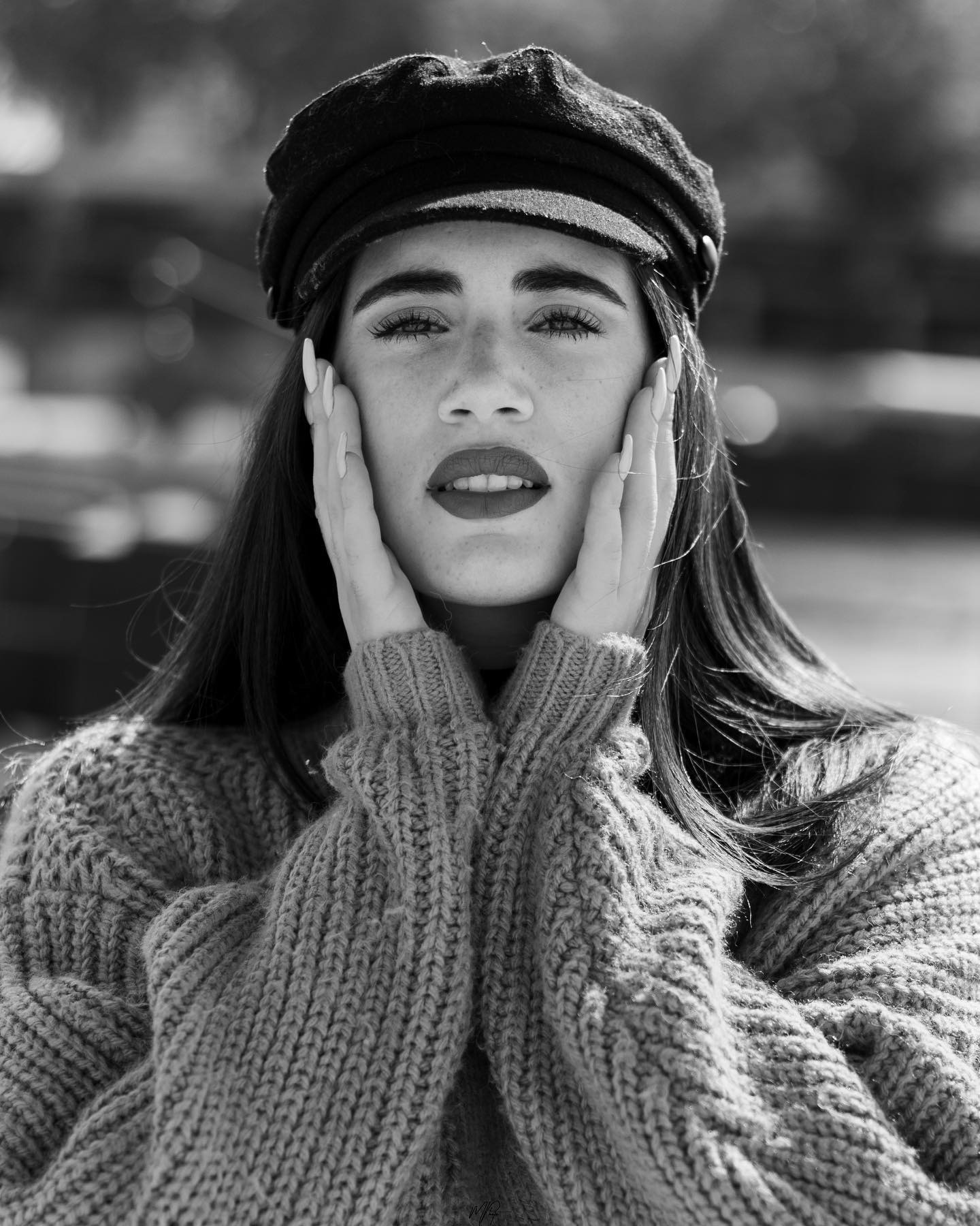Yasmine, model in Paris — picture 17