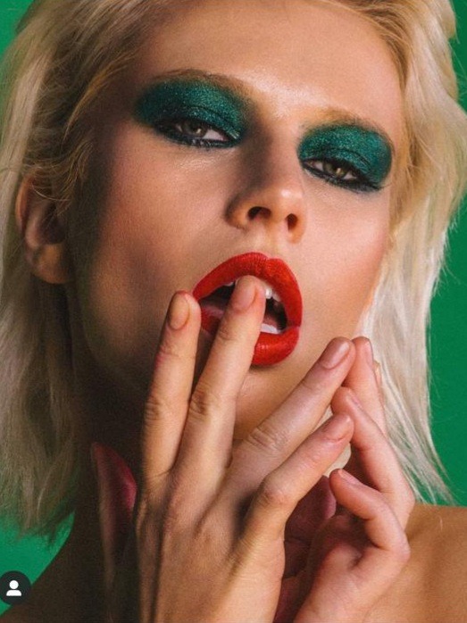 Ausrine, model in London — picture 6