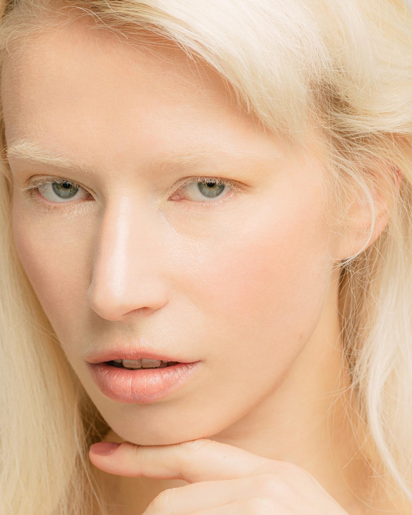 Ausrine, model in London — picture 10