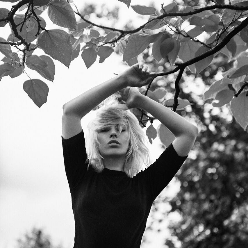 Ausrine, model in London — picture 29