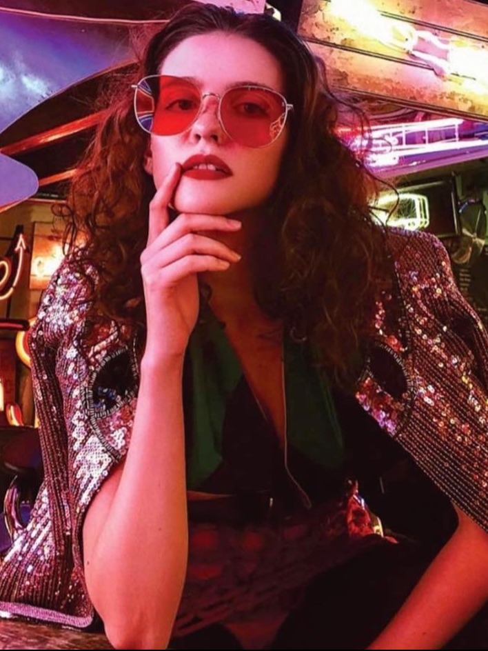Julia, model in London — picture 7
