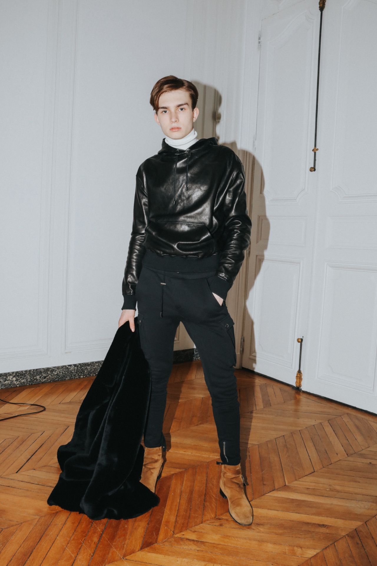 Aivis, model in Paris — picture 14