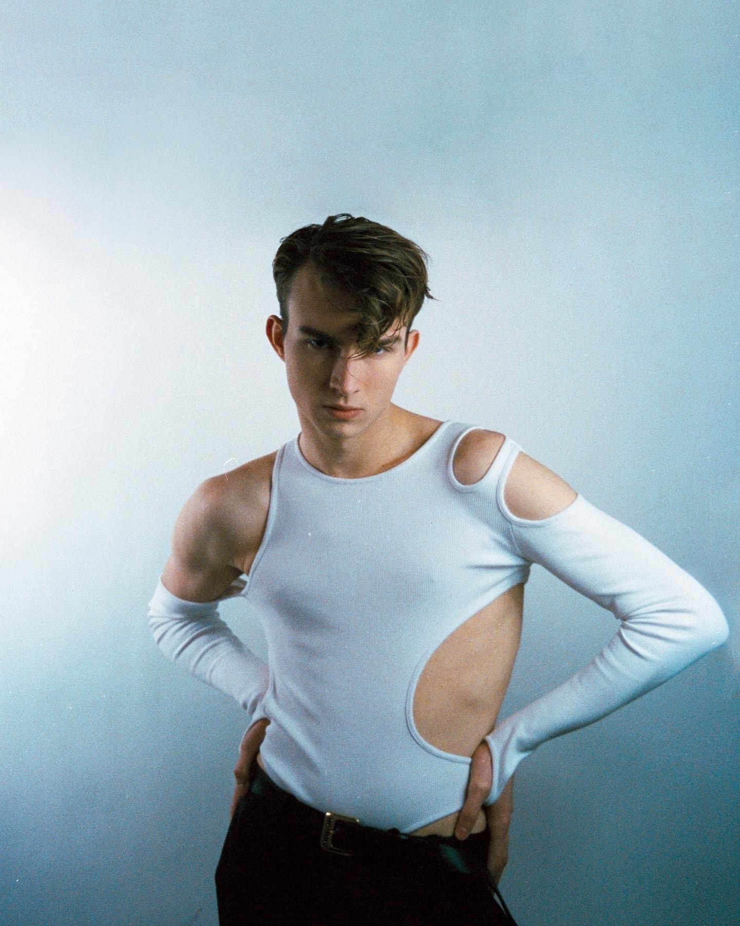 Aivis, model in Paris — picture 17