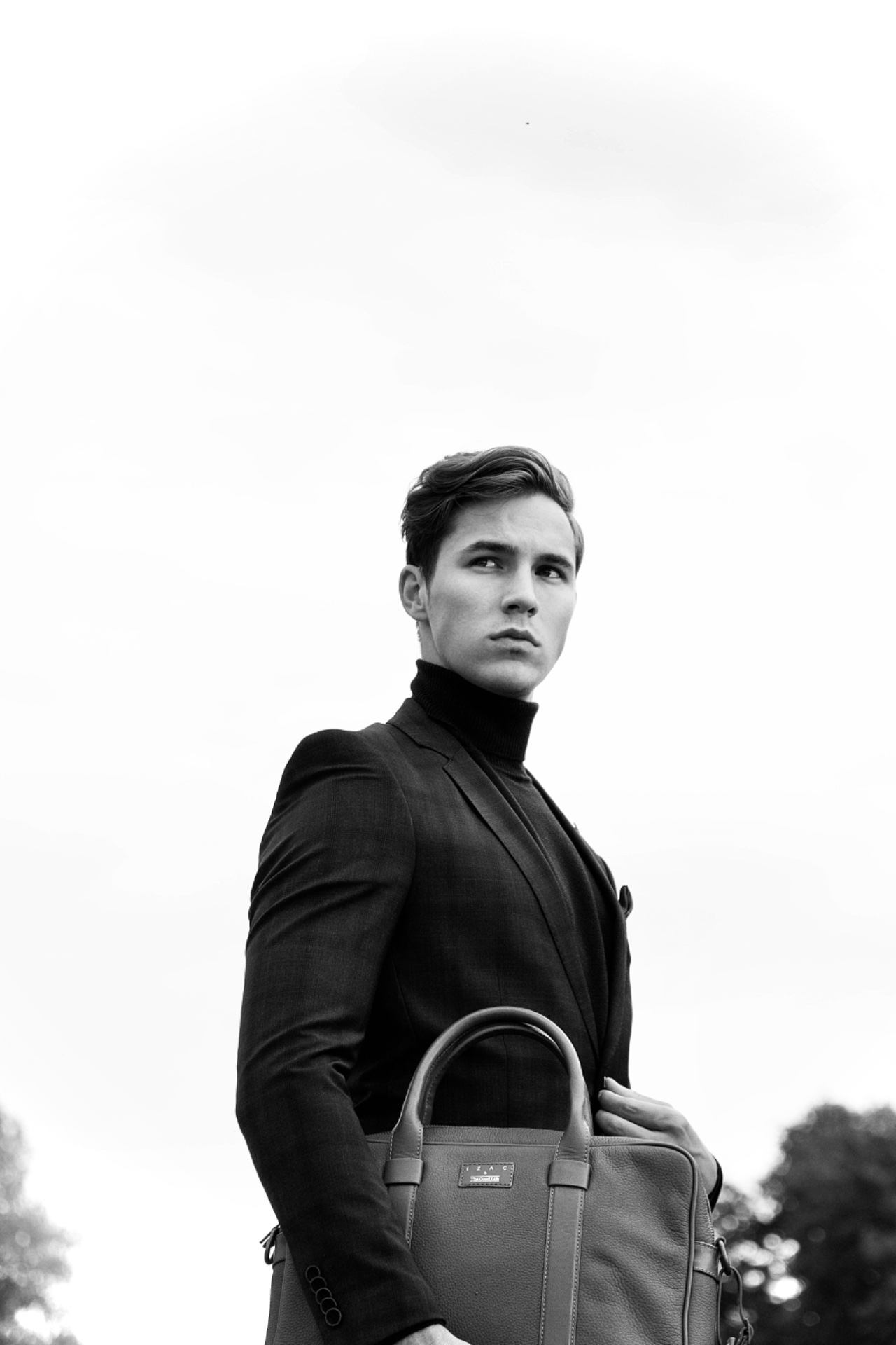 Tim, model in Paris — picture 10