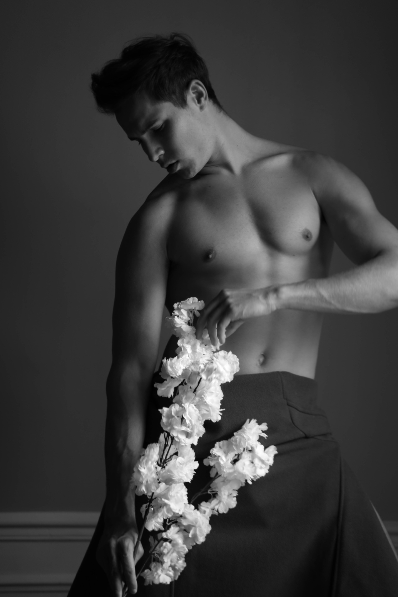 Tim, model in Paris — picture 12