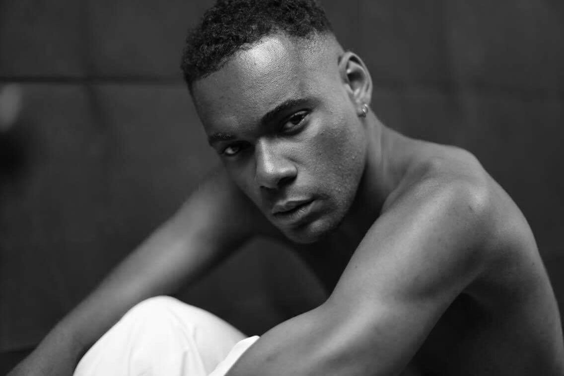 Bryan, model in Paris — picture 3