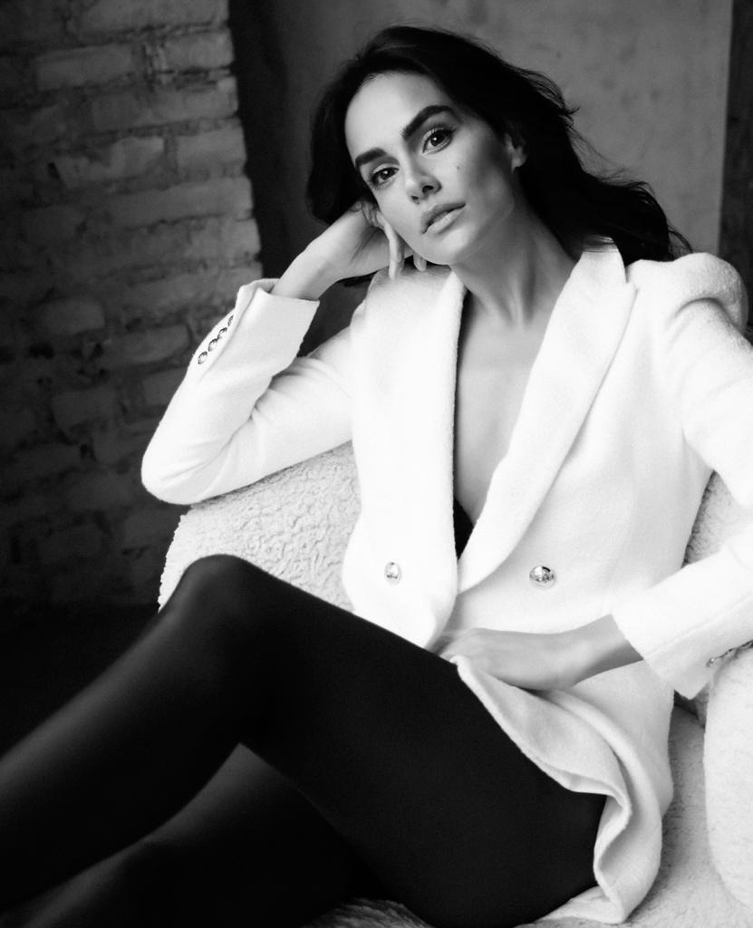 Carola, model in Milan — picture 12
