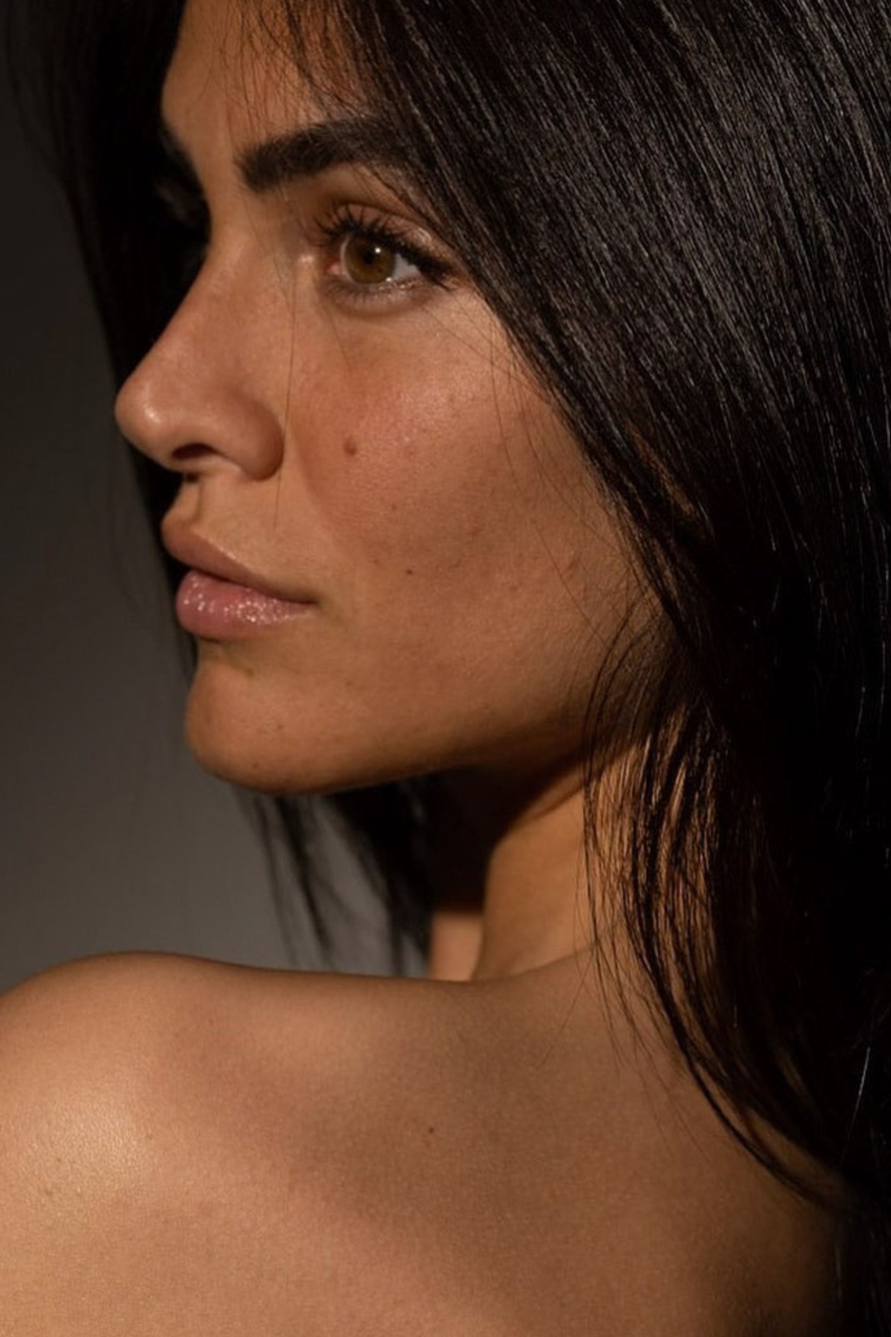 Carola, model in Milan — picture 27