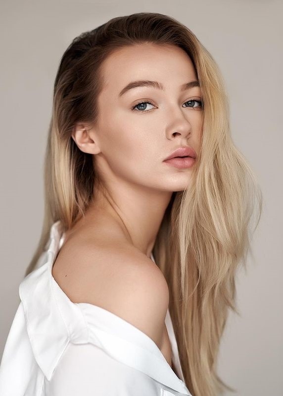 Shannon, model in New York — picture 10