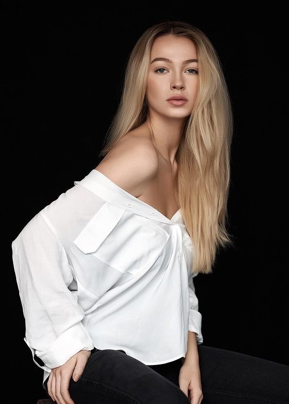 Shannon, model in New York — picture 11